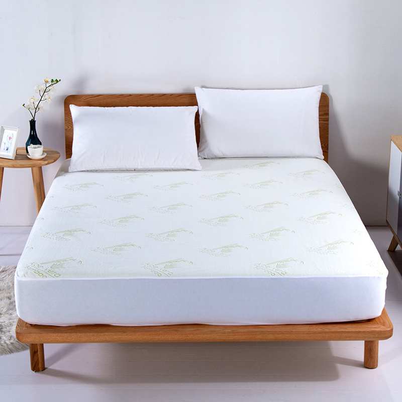 Antibacterial Aloe vera scented bamboo jacquard waterproof mattress protector  (4)