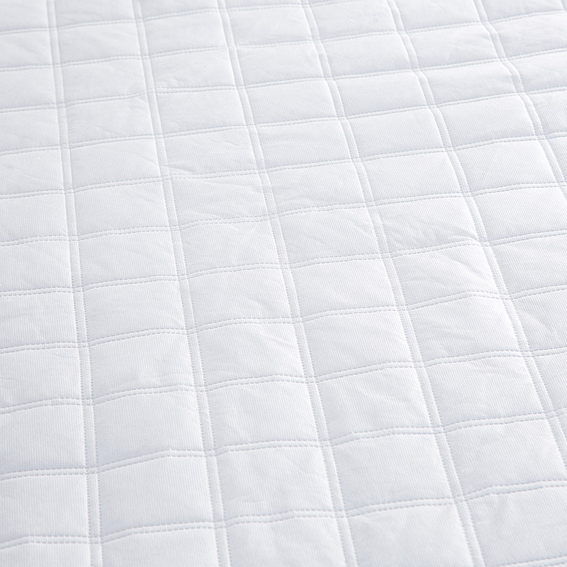 Low Cost Ultrasonic Quilting Or Embossing  Hotel Hospital Using Waterporoof Mattress Pad (6)
