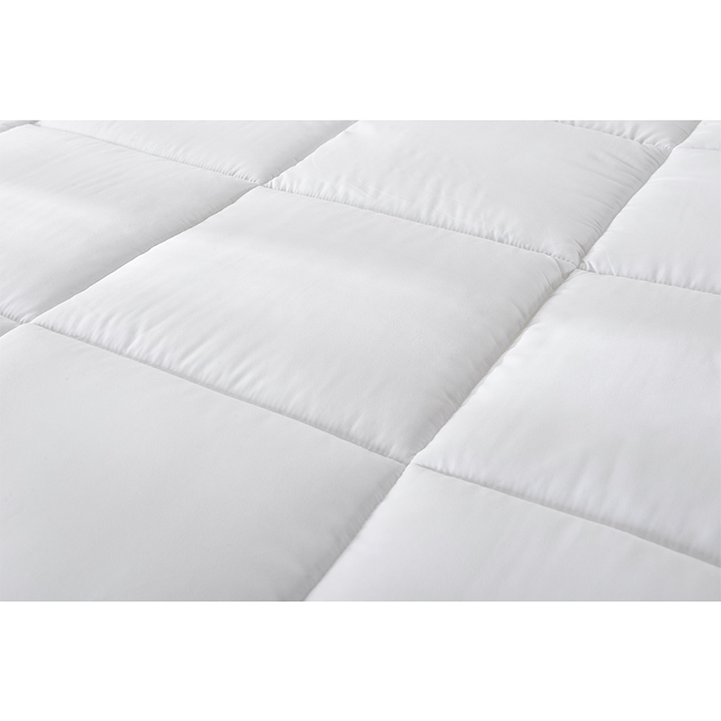 Microfiber Quilted Luxury Mattress Pad Anchor Band (7)