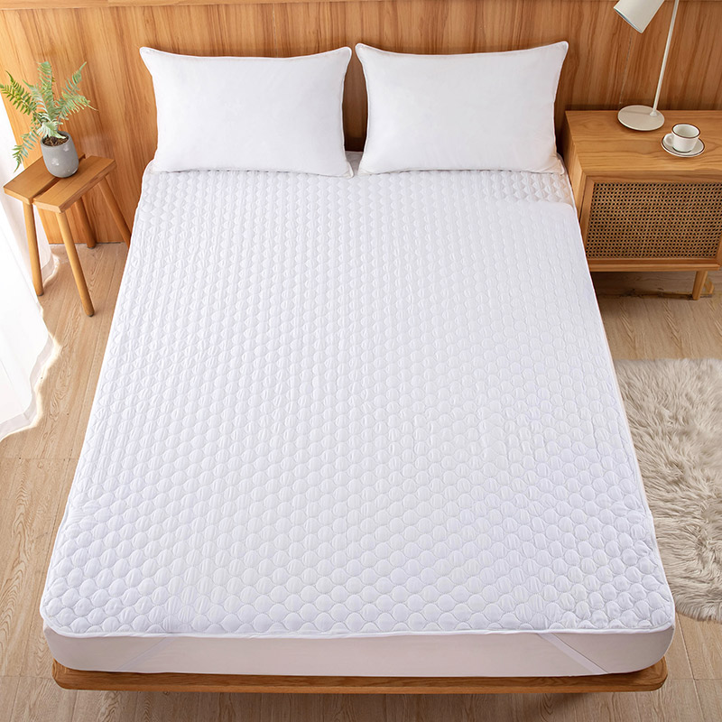 Pinsonic Quilt Anchor Band Waterproof Mattress Cover Topper  (2)