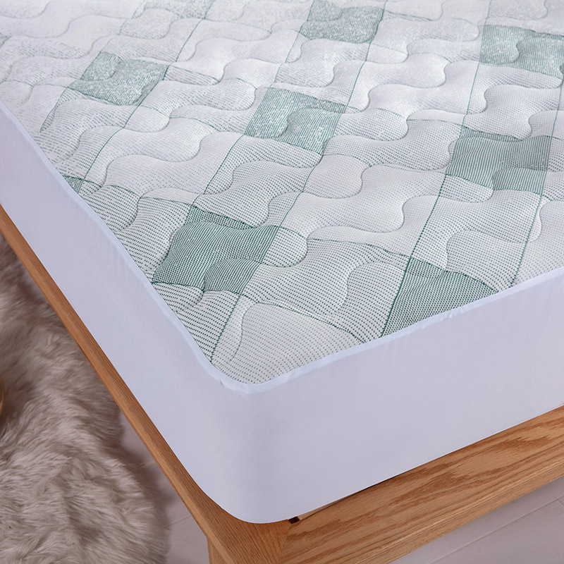 Ultra soft Breathable Anti-Microbial and Anti -Mite quilted mattress pad   (3)
